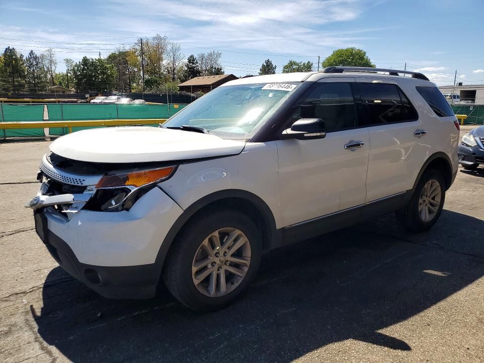 2013 FORD Explorer