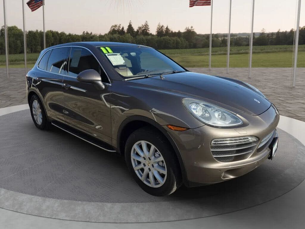 2011 PORSCHE Cayenne