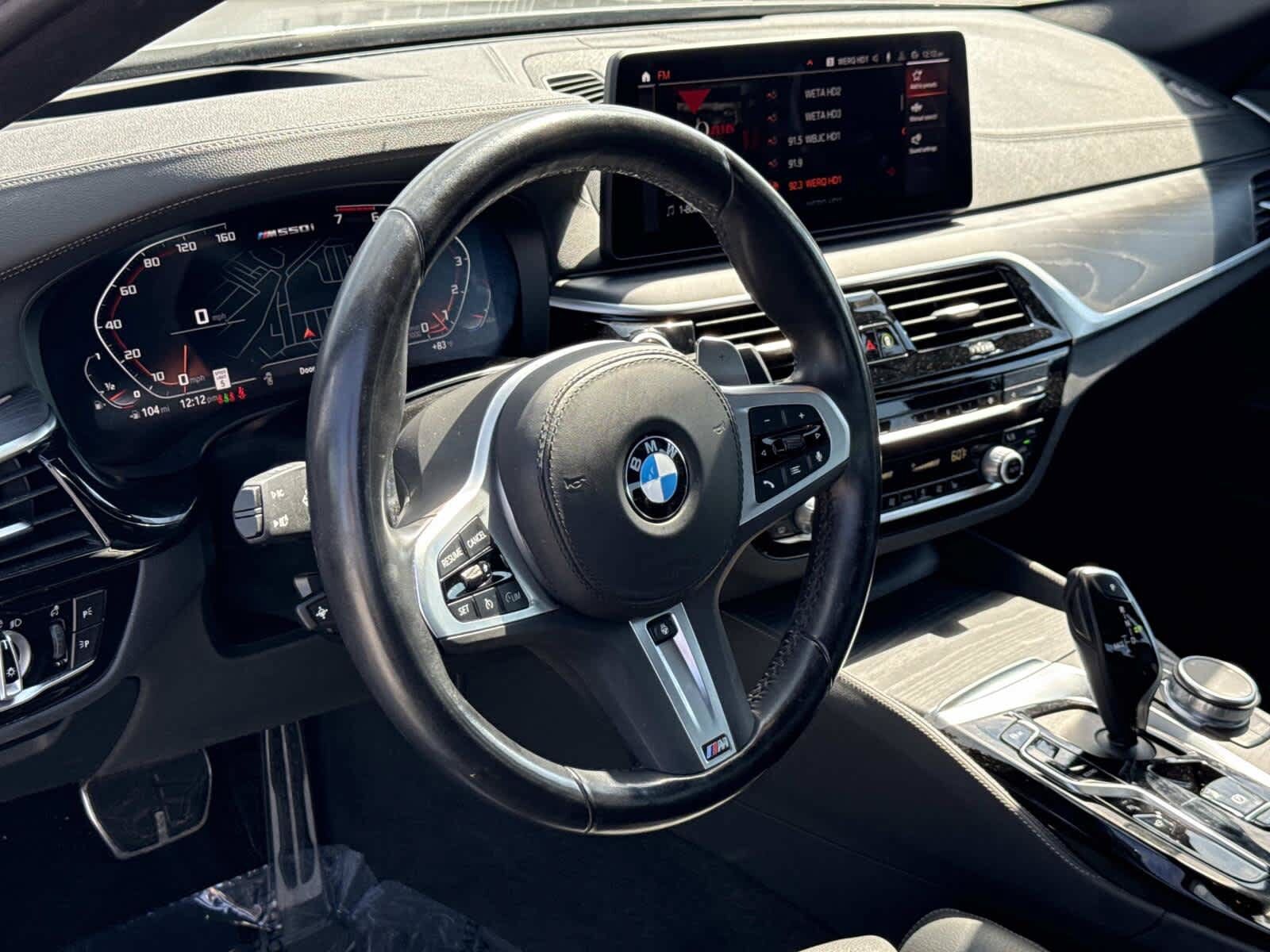 2023 BMW M550i