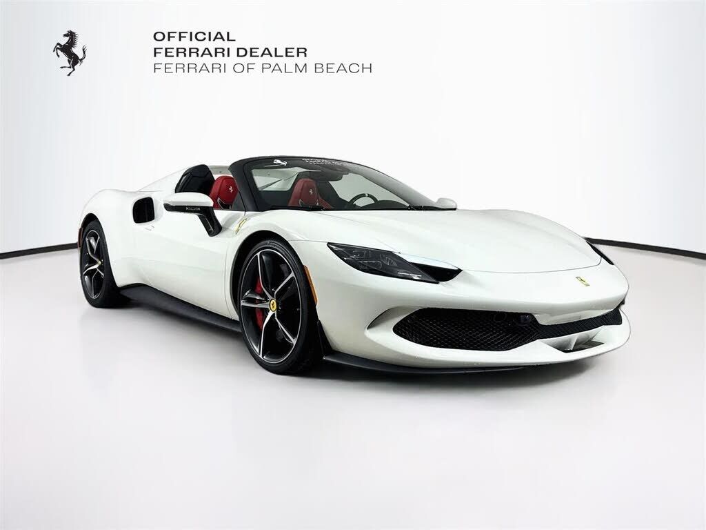 2025 FERRARI 296 GTS