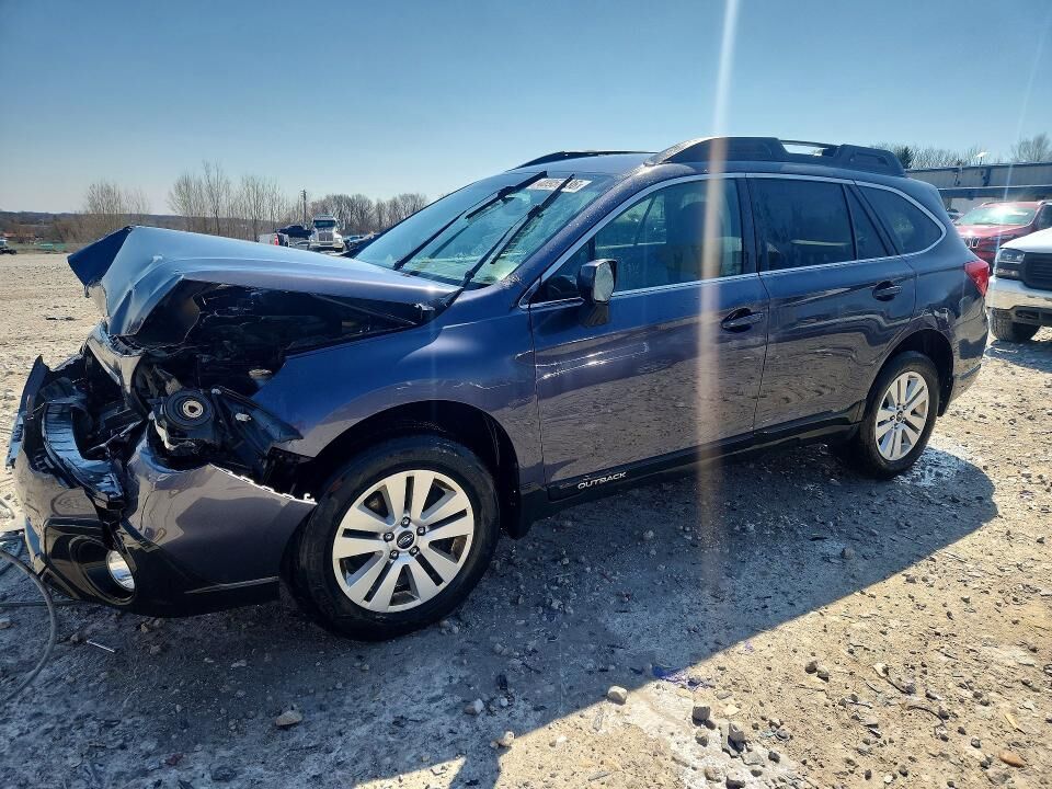 2015 SUBARU Outback