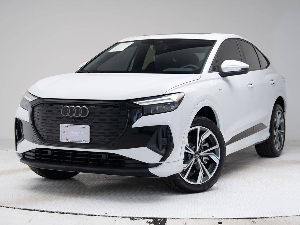 2023 AUDI Q4