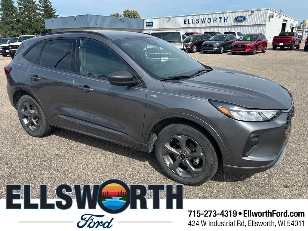2024 FORD Escape