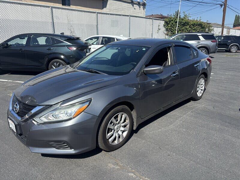 2017 NISSAN Altima