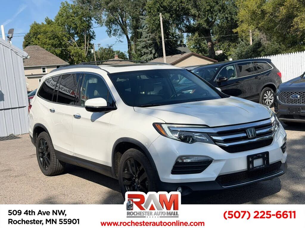 2017 HONDA Pilot