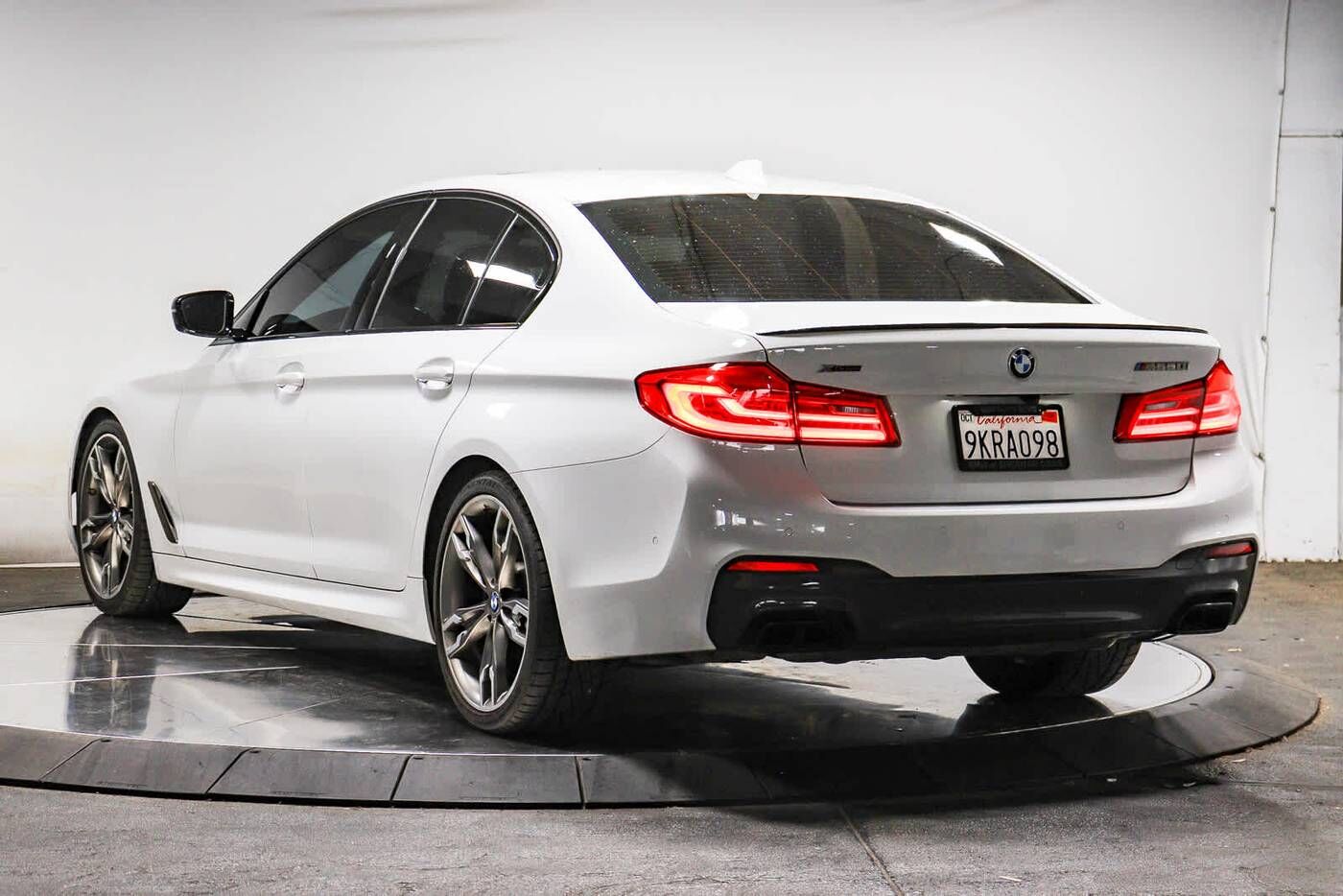 2020 BMW M550i