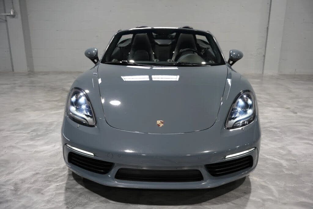 2017 PORSCHE Boxster