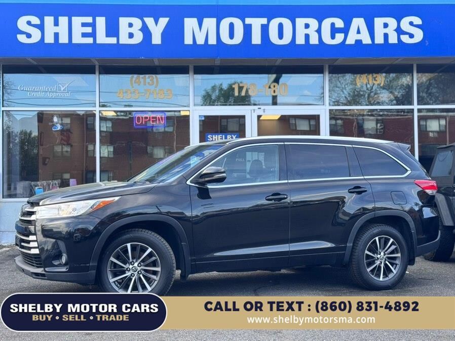 2017 TOYOTA Highlander