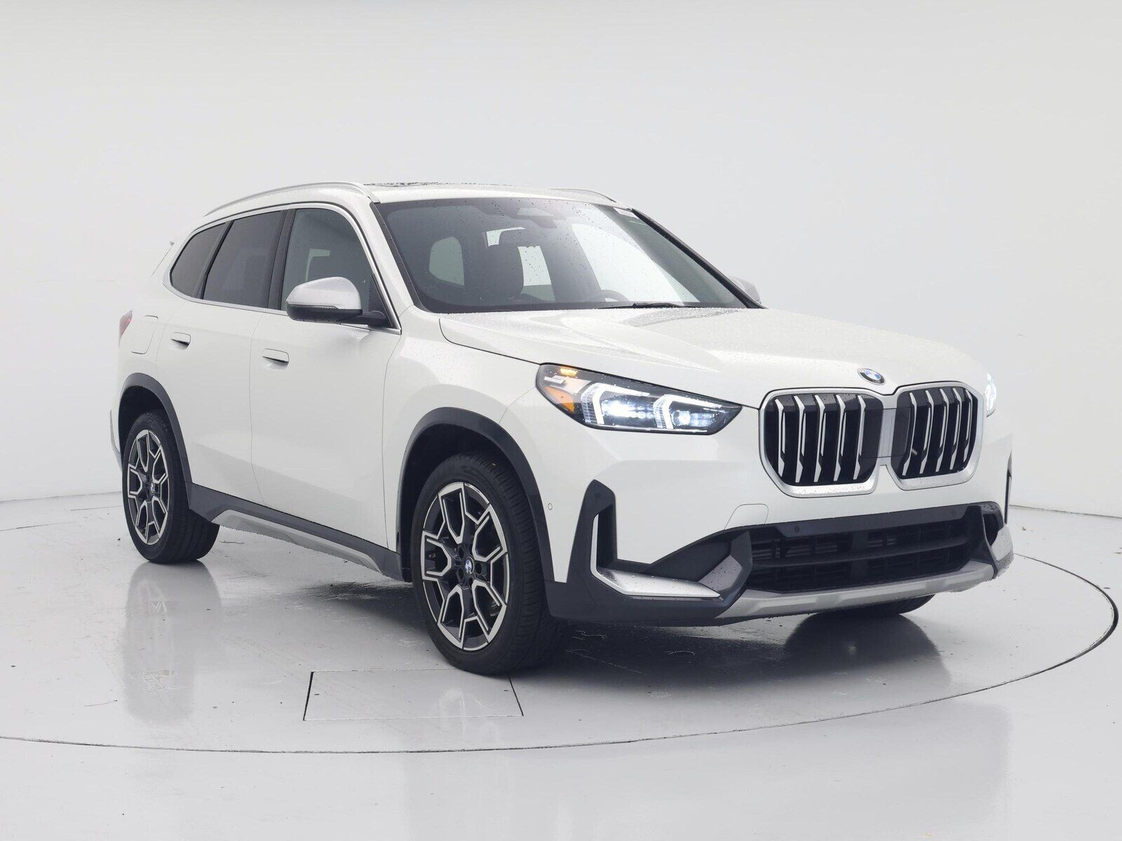 2023 BMW X1