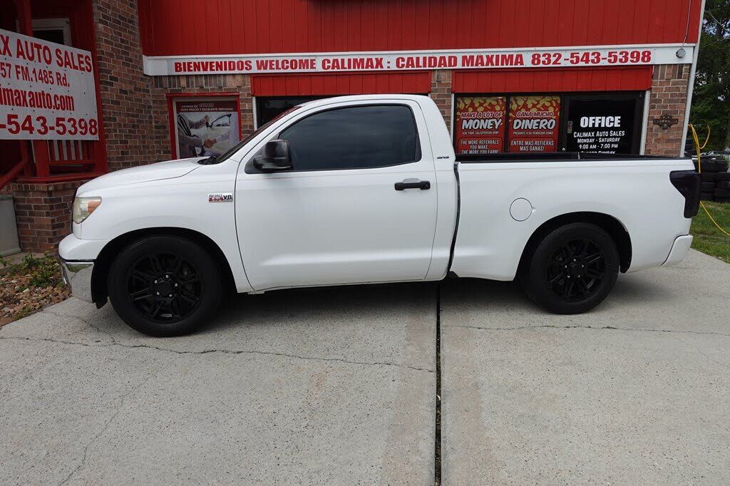 2008 TOYOTA Tundra