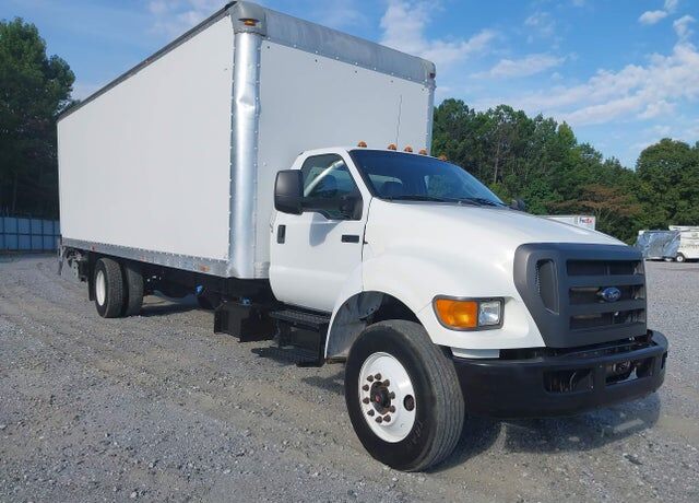 2015 FORD F-750