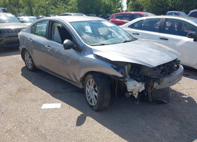 2013 MAZDA Mazda3