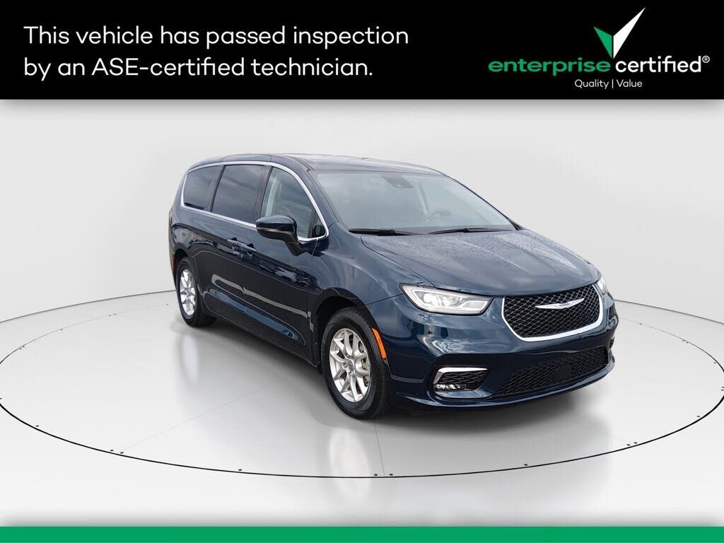 2023 CHRYSLER Pacifica