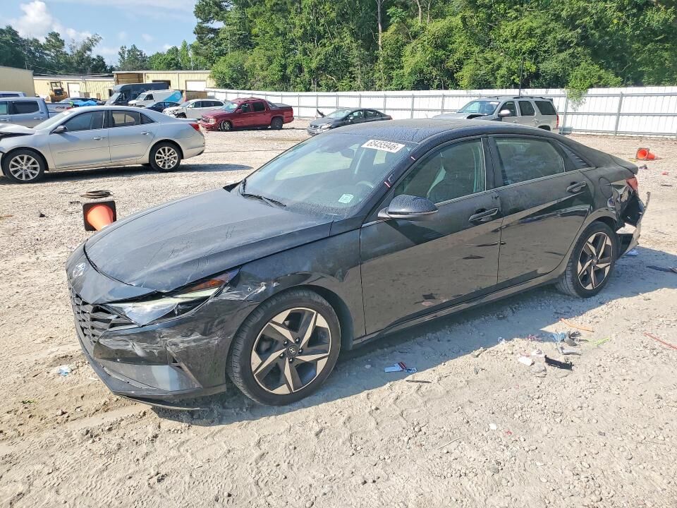 2022 HYUNDAI Elantra