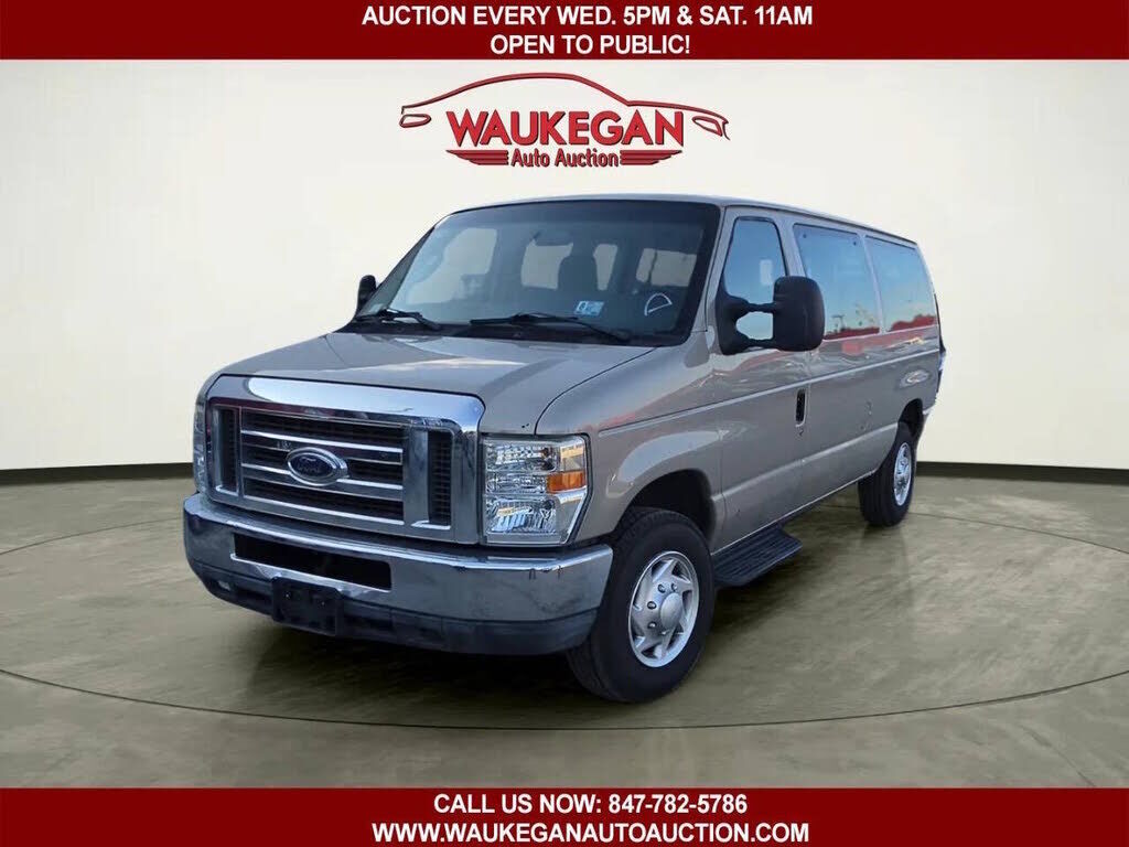 2011 FORD E-350