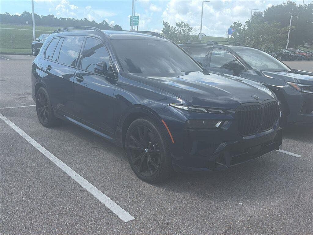 2024 BMW X7