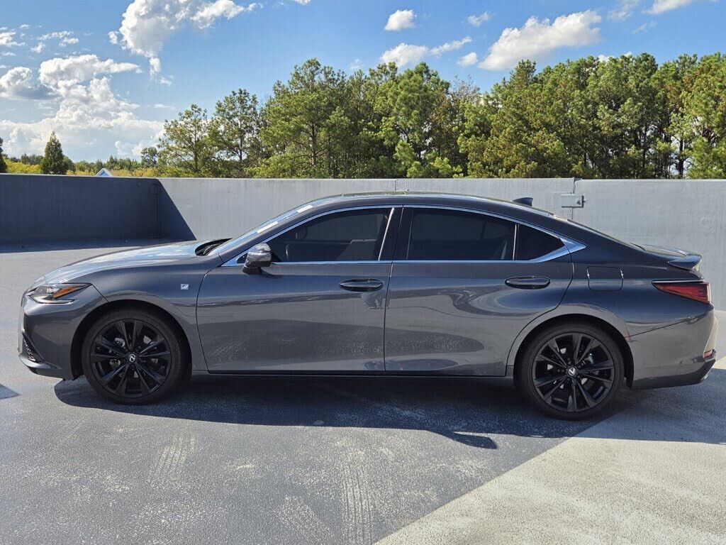 2022 Lexus ES