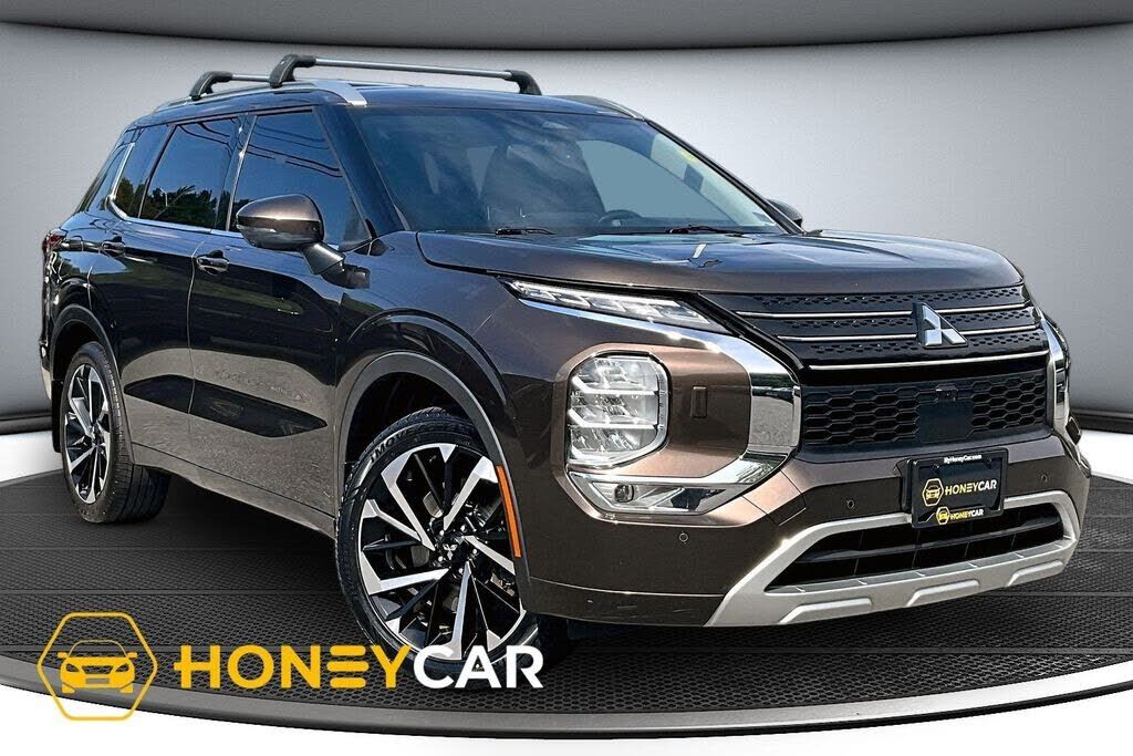 2022 MITSUBISHI Outlander