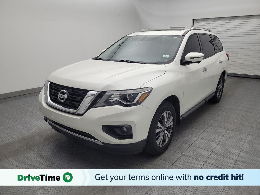 2017 NISSAN Pathfinder