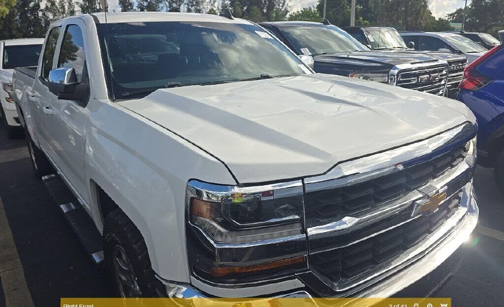 2018 CHEVROLET Silverado
