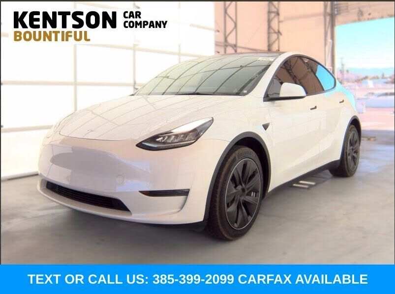 2023 TESLA Model Y