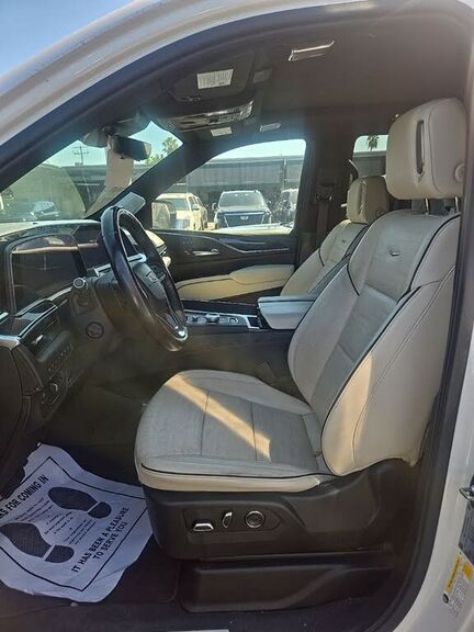 2021 CADILLAC Escalade