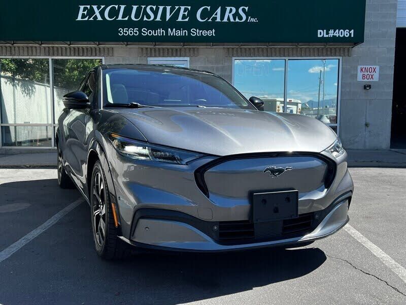 2021 FORD Mach-E