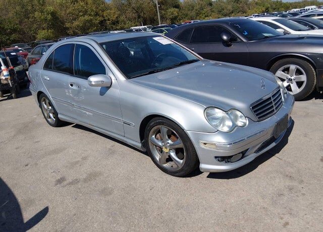 2006 MERCEDES-BENZ C-Class