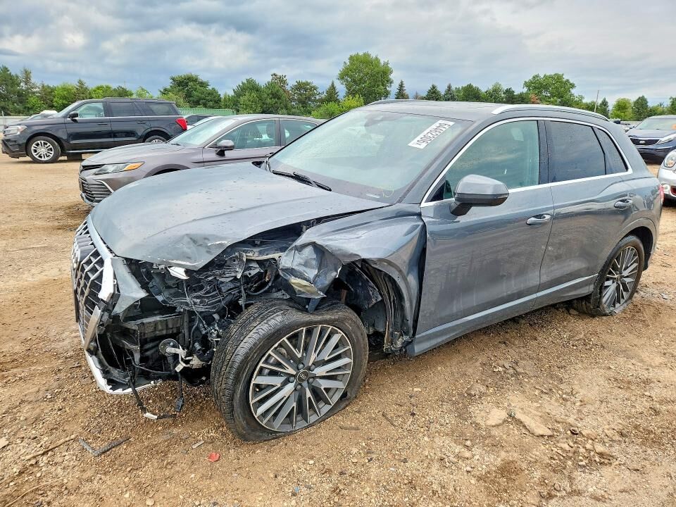 2021 AUDI Q3