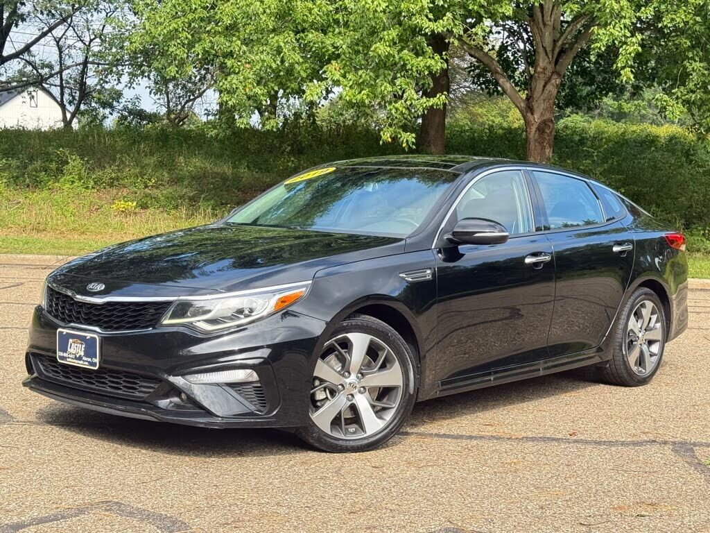 2019 KIA Optima