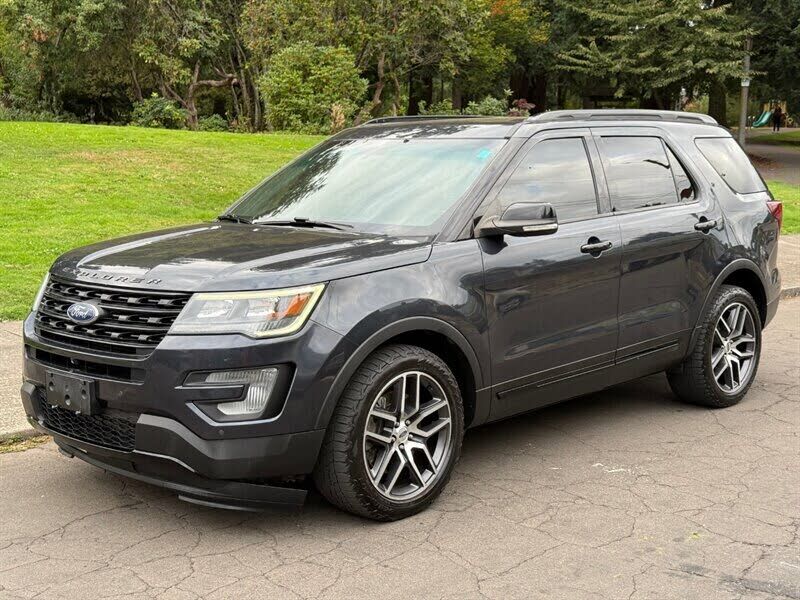 2017 FORD Explorer