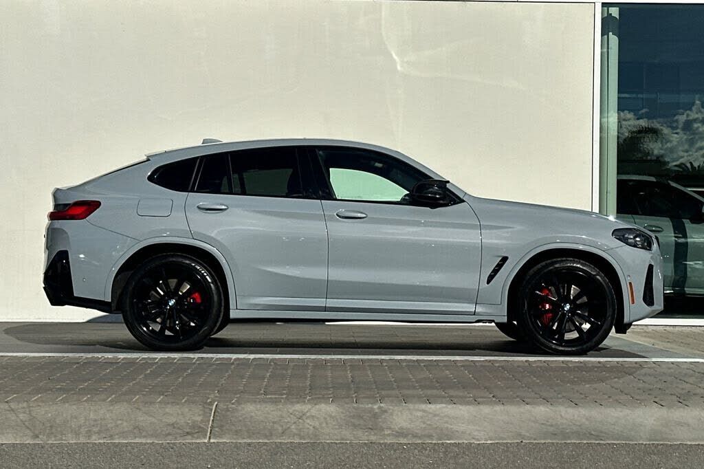 2024 BMW X4