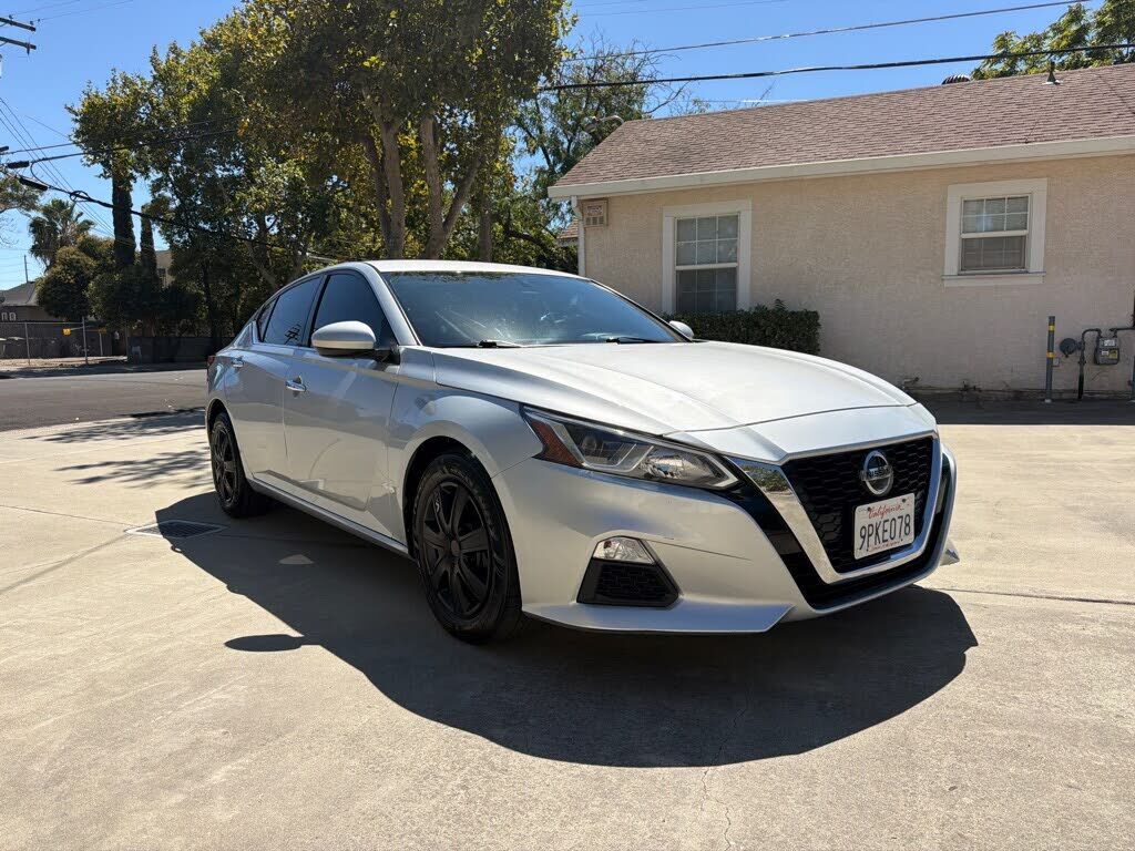 2020 NISSAN Altima