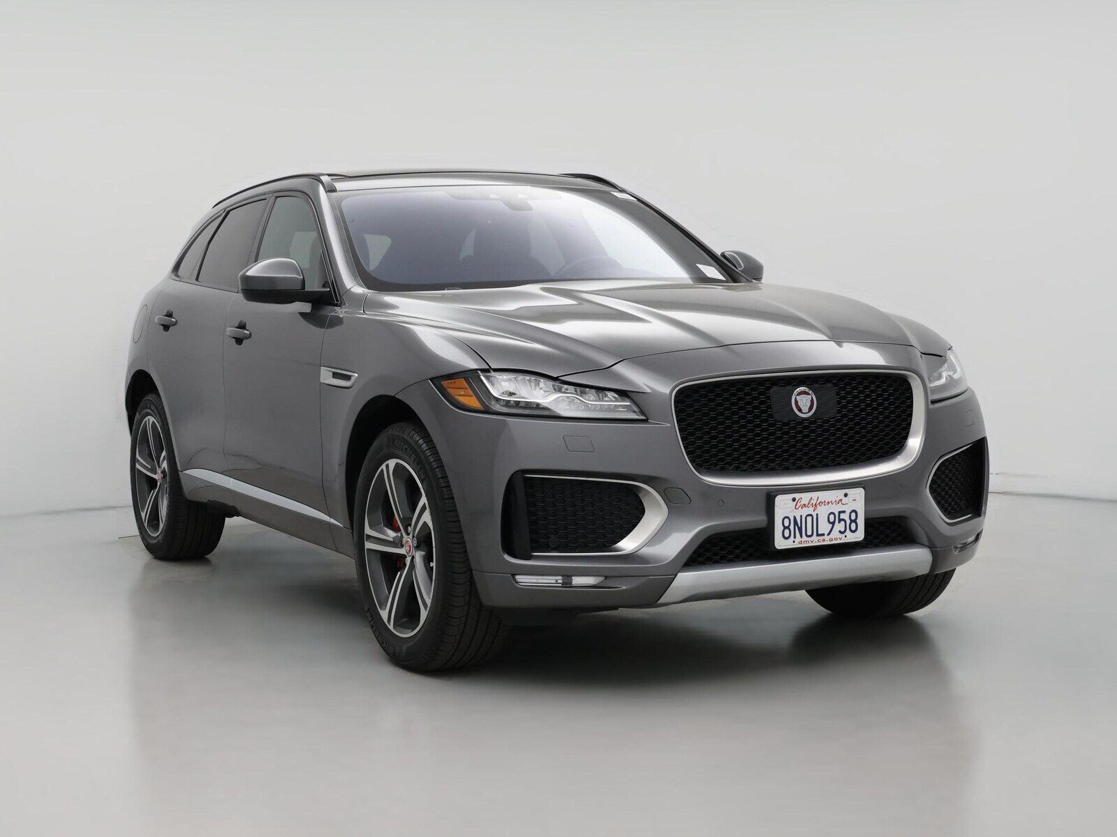2019 JAGUAR F-Pace