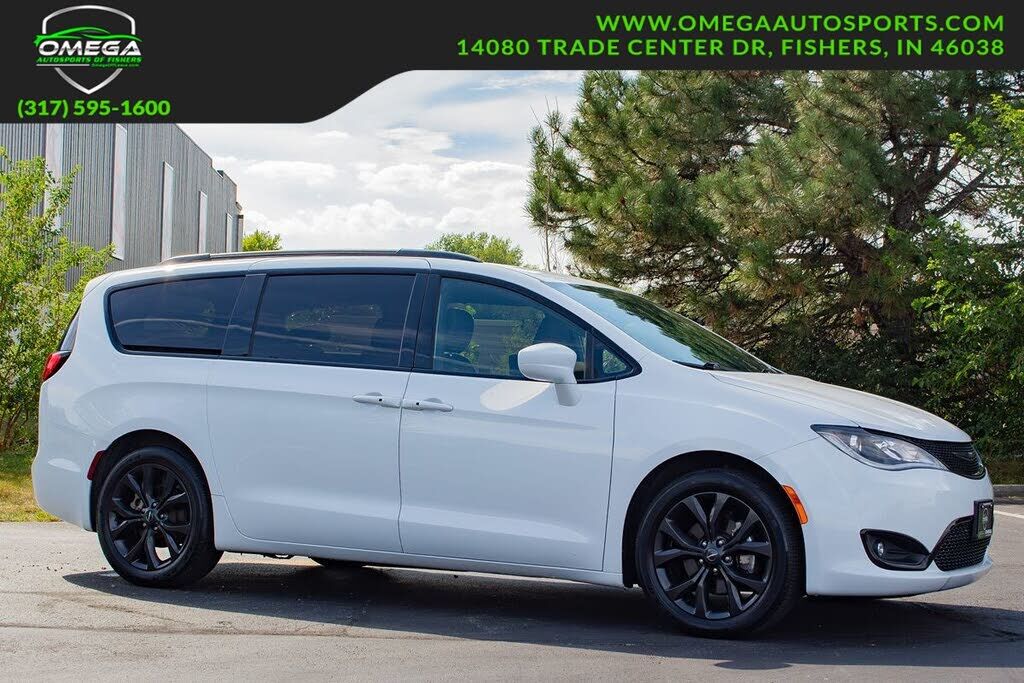 2020 CHRYSLER Pacifica
