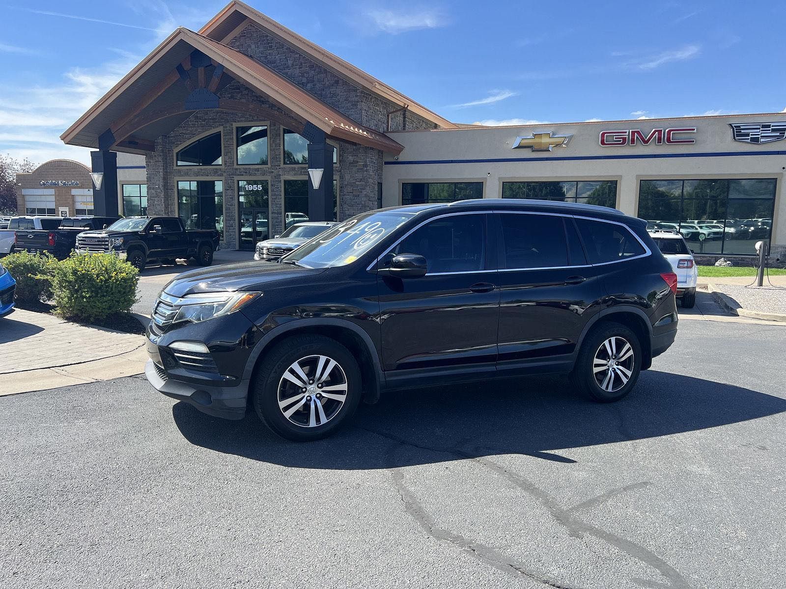 2016 HONDA Pilot
