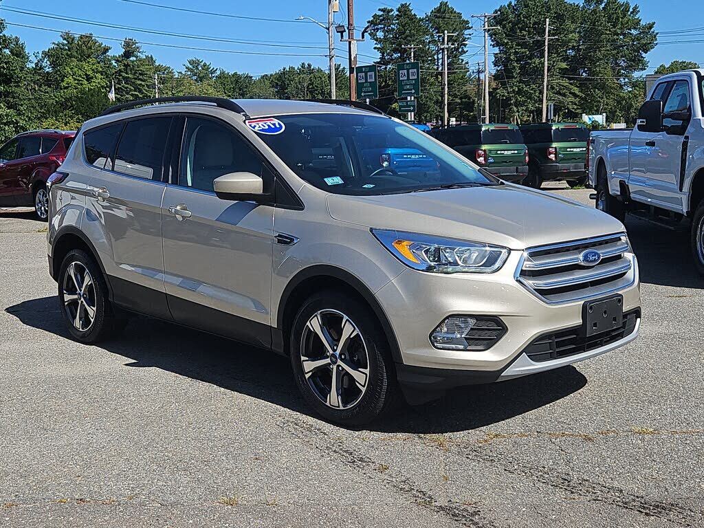 2017 FORD Escape