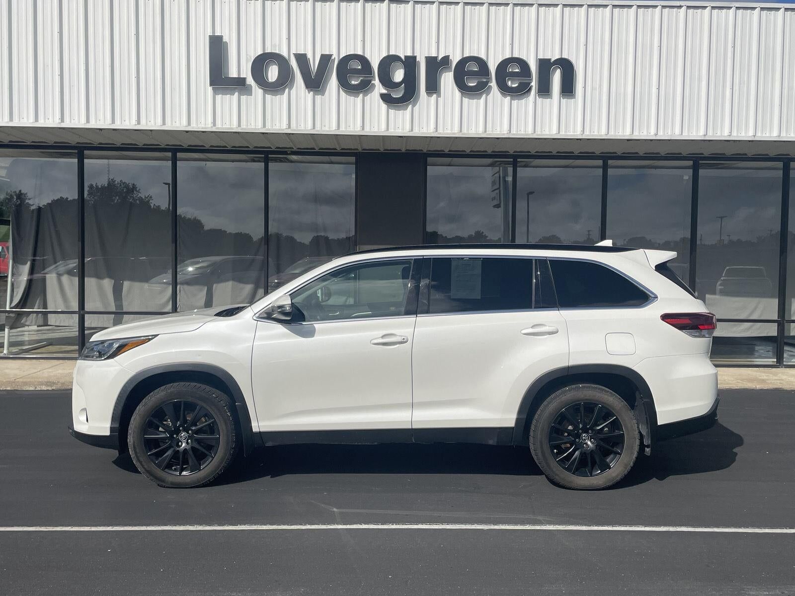 2019 TOYOTA Highlander