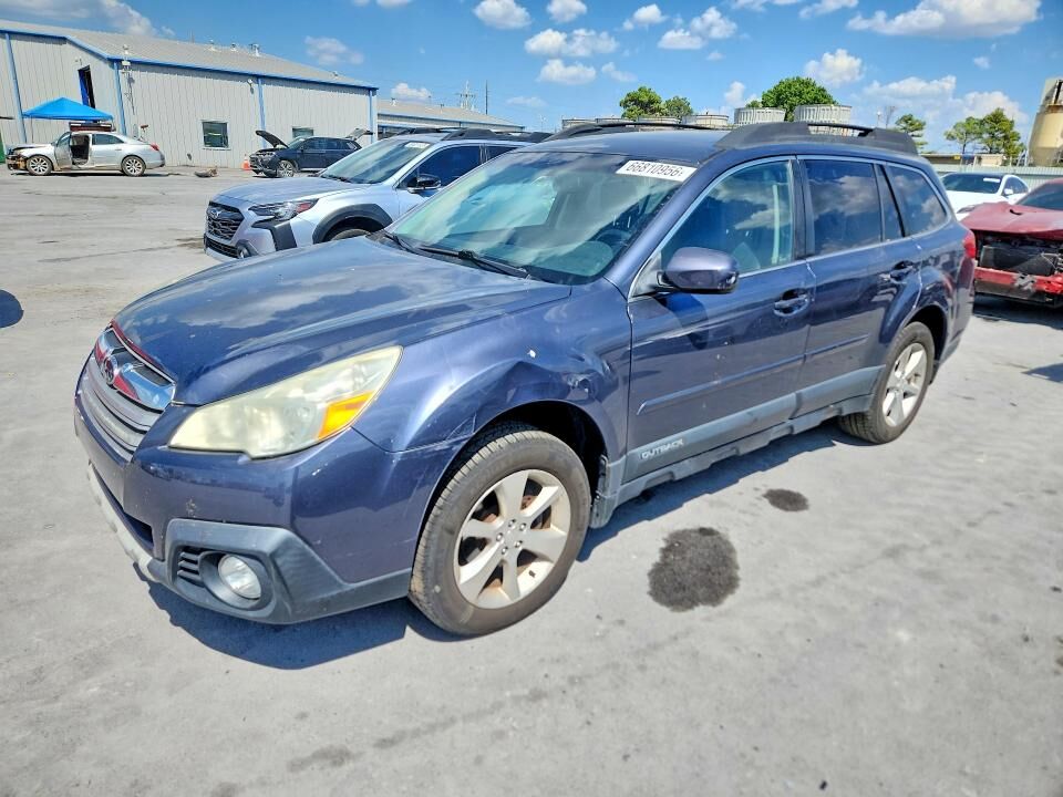2014 SUBARU Outback