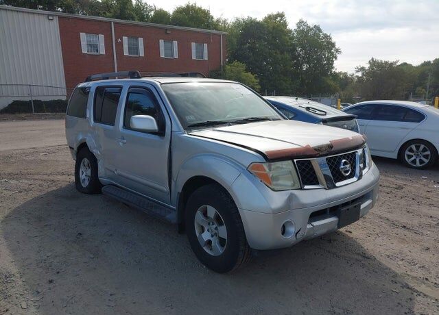 2005 NISSAN Pathfinder