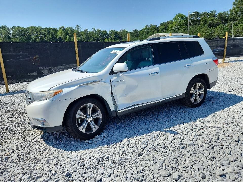 2011 TOYOTA Highlander