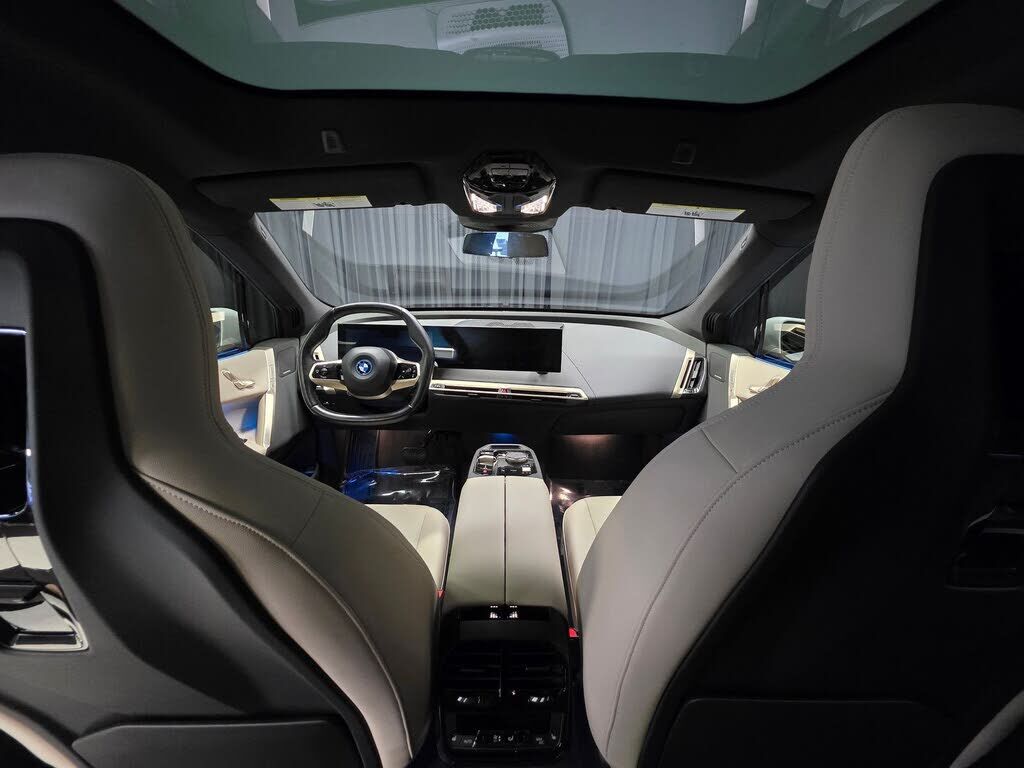 2024 BMW iX