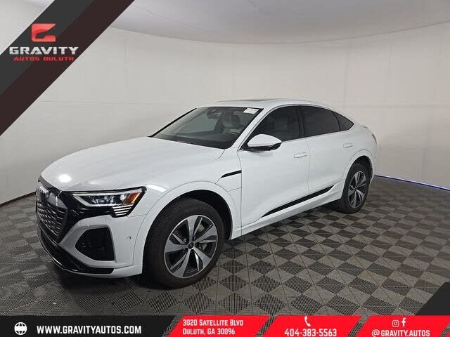2024 AUDI Q8