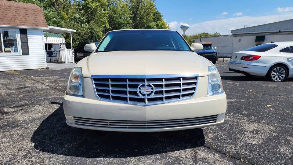 2010 CADILLAC DTS