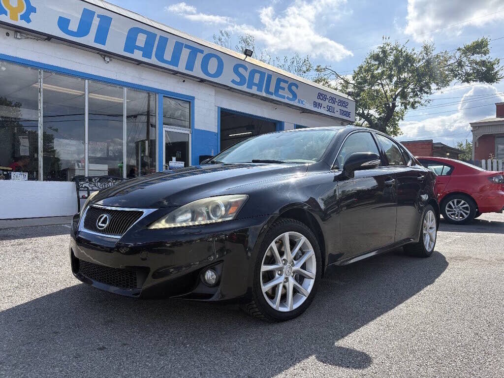 2011 LEXUS IS