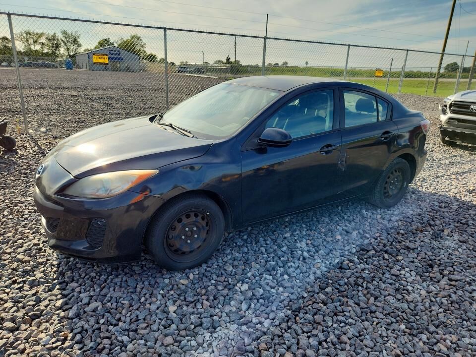 2013 MAZDA Mazda3