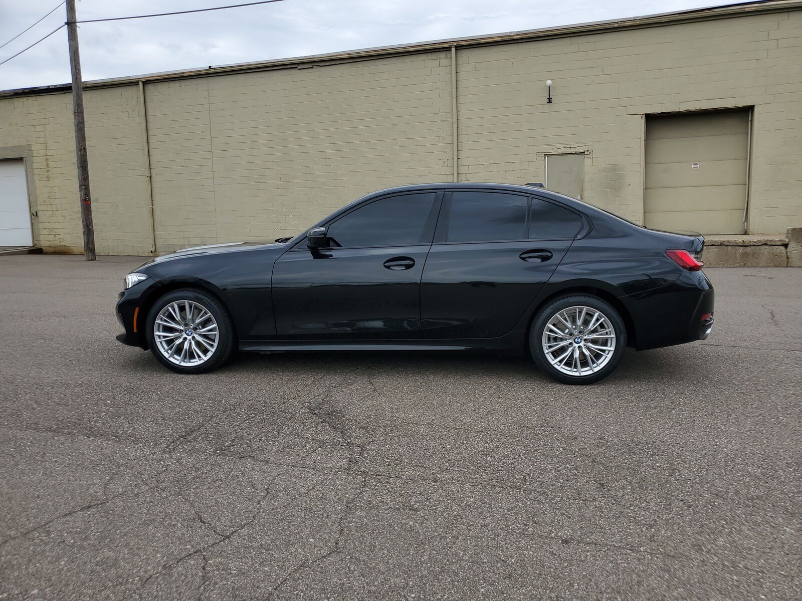 2023 BMW 330i