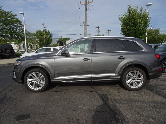 2023 Audi Q7
