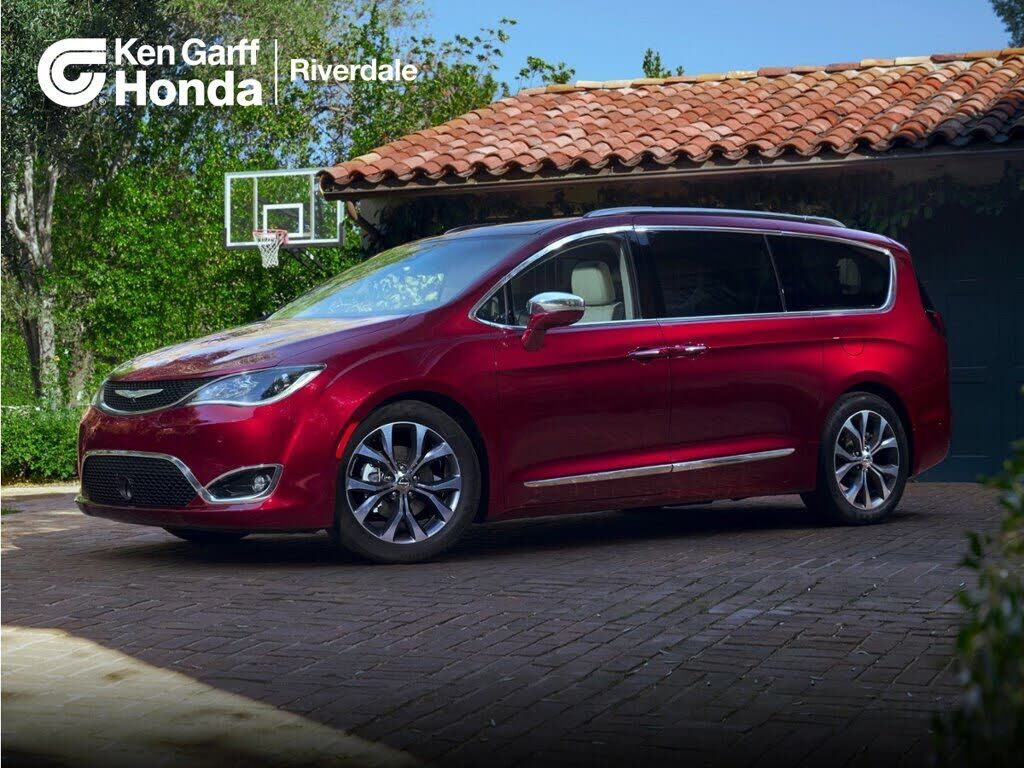 2020 CHRYSLER Pacifica