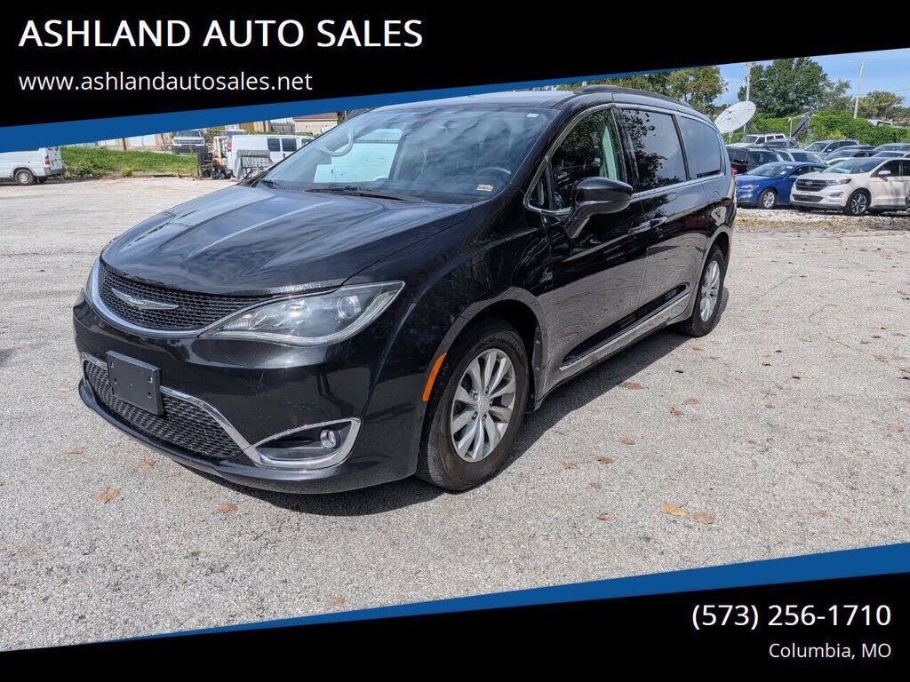 2017 CHRYSLER Pacifica